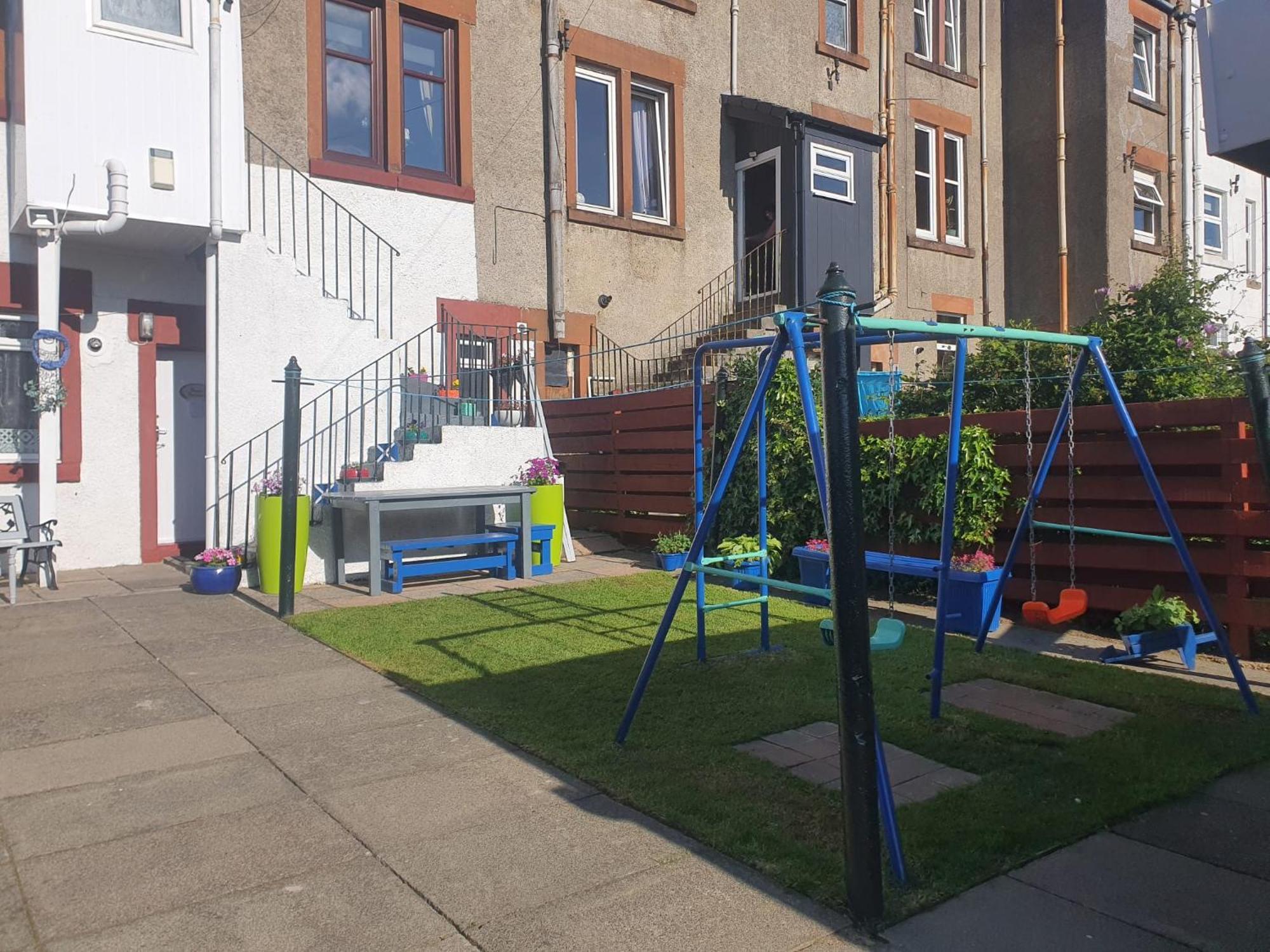 Saphire Glasgow Apartments Giffnock Extérieur photo