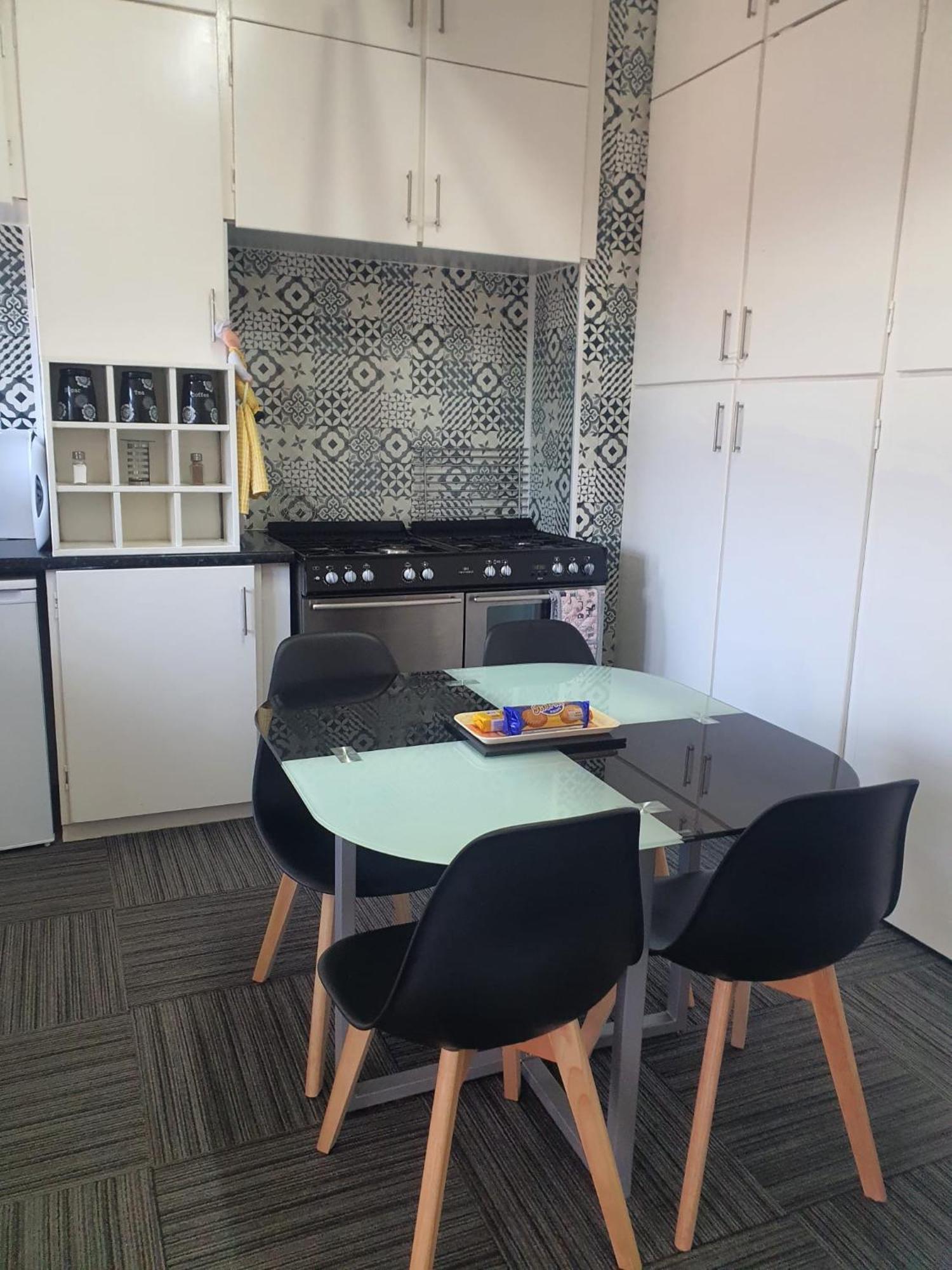 Saphire Glasgow Apartments Giffnock Extérieur photo